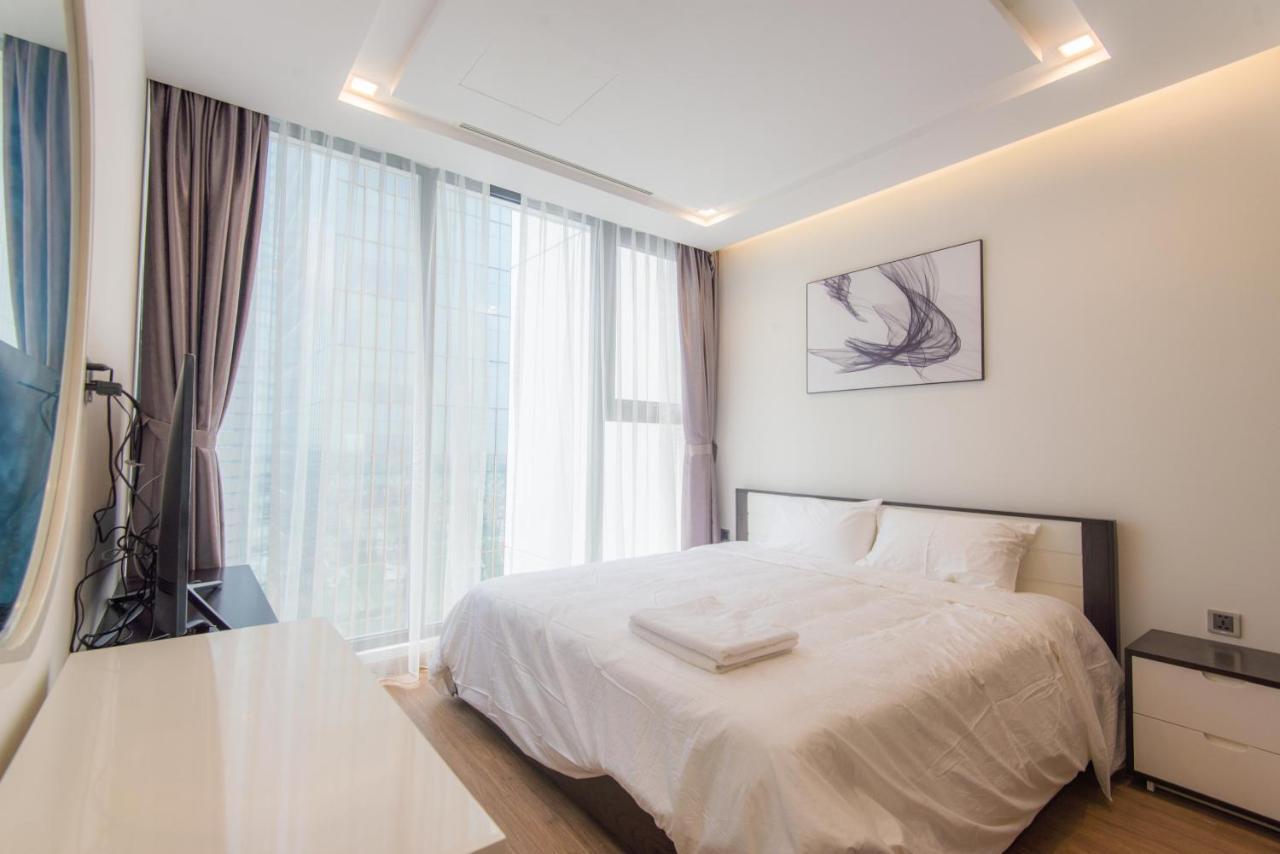 22Housing Vinhomes Metropolis Hotel & Apartment Ханой Экстерьер фото